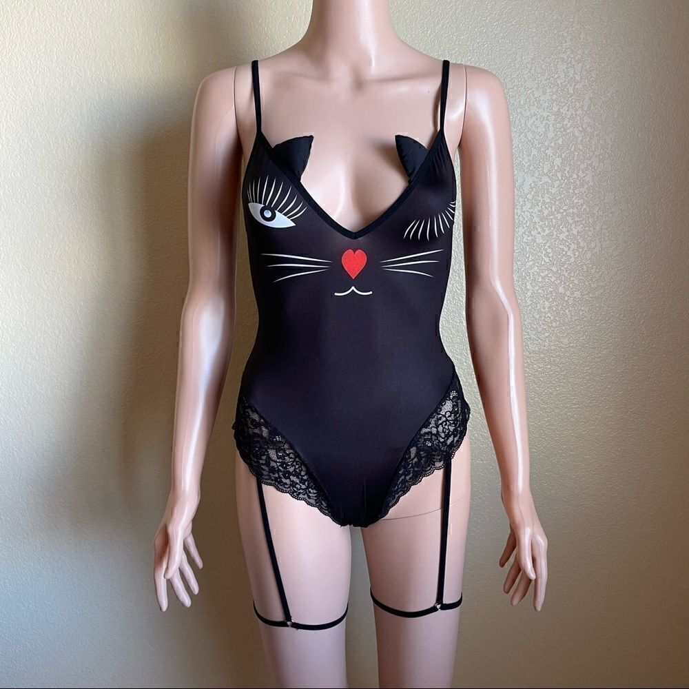 Mapale Cat Peek-A-Boo Garter Teddy Lingerie Size Small